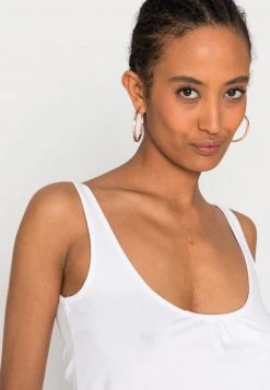 Venta al por mayor 🎁 Anna Field Top - White, Mujer 😉 -Fashionize Ventas 17054db17d2a4bcfa0844682d9623306