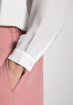 Las mejores reseñas de 😍 Anna Field CREW NECK BLOUSES WITH PUFFED SLEEVES - Blusa - Off-white, Mujer ✨ 11 Las mejores reseñas de 😍 Anna Field CREW NECK BLOUSES WITH PUFFED SLEEVES - Blusa - Off-white, Mujer ✨ -Fashionize Ventas 1777e064cba24bd8999fefc52b1b49d7