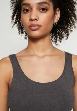 Mejor trato ⭐ Anna Field BASIC TANK 3er Pack - Top - Black White Mottl, Mujer 🌟 11 Mejor trato ⭐ Anna Field BASIC TANK 3er Pack - Top - Black White Mottl, Mujer 🌟 -Fashionize Ventas 19a5ea7cfa044abe92619a342057c333