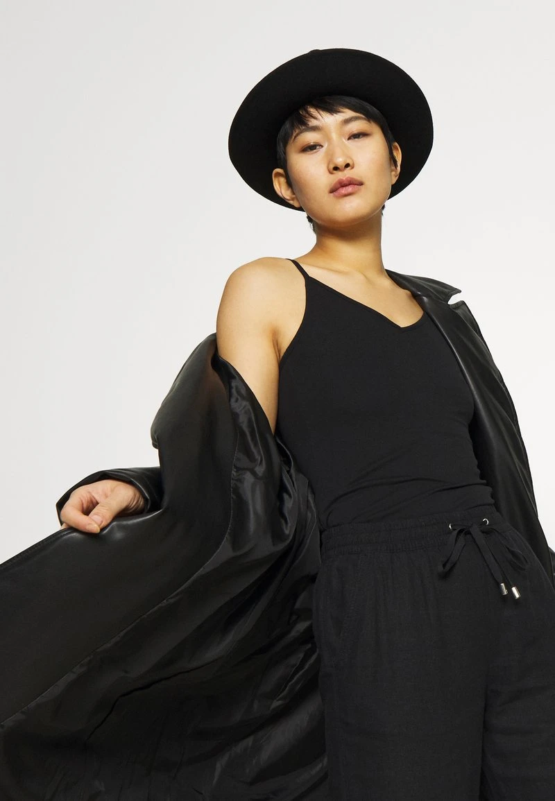 mejor venta ❤️ Anna Field 5 PACK - Top - Black, Mujer 🎉 7 mejor venta ❤️ Anna Field 5 PACK - Top - Black, Mujer 🎉 - Imagen 5