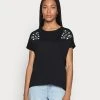 Para estrenar 💯 Anna Field MANDALA DITSY FLOWER SHOULDER TEE - Camiseta Estampada - Black, Mujer 👍 -Fashionize Ventas 33c0bcd6e71c48aba205ec76d0c35c59