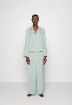 Lo mas barato 😉 Anna Field 🥰 HAMMERED SATIN PJ SET - Pijama - Green, Mujer ✨