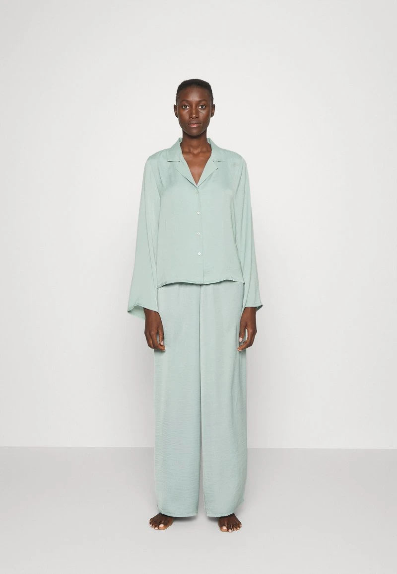 Lo mas barato 😉 Anna Field 🥰 HAMMERED SATIN PJ SET - Pijama - Green, Mujer ✨ 3 Lo mas barato 😉 Anna Field 🥰 HAMMERED SATIN PJ SET - Pijama - Green, Mujer ✨