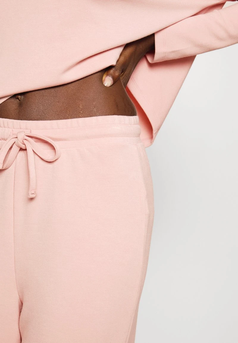 Presupuesto ✨ Anna Field LOUNGE SET - Pijama - Mauve, Mujer 😍 6 Presupuesto ✨ Anna Field LOUNGE SET - Pijama - Mauve, Mujer 😍 - Imagen 4