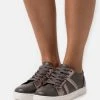 Mejor trato 🧨 Anna Field Zapatillas - Gunmetal, Mujer 🤩 1 Mejor trato 🧨 Anna Field Zapatillas - Gunmetal, Mujer 🤩 -Fashionize Ventas 56433cf5e8b045cf94bdc9c5b366f51d