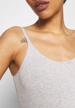 mejor venta 🥰 Anna Field 2PP STRING BODY - Body - White/mottled Light Grey, Mujer ⌛ -Fashionize Ventas 5cf5687d1a344e8e895efe72184c867e