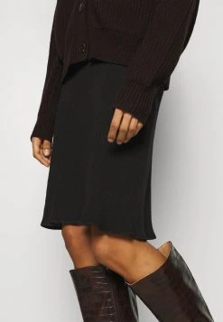 Venta al por mayor 😍 Anna Field Vestido De Punto - Black, Mujer ⭐ -Fashionize Ventas 6e8d104f0fb74c8ababa405c7cfe3a42