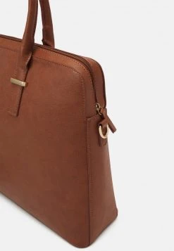 Toma de corriente ⌛ Anna Field Funda Para Portátil - Cognac, Mujer ✨ 10 Toma de corriente ⌛ Anna Field Funda Para Portátil - Cognac, Mujer ✨ -Fashionize Ventas 6ecd719bd2e14583954d29ebf4a1920c