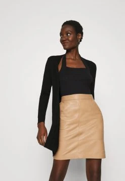 Nuevo 👏 Anna Field Top - Black, Mujer 😀 11 Nuevo 👏 Anna Field Top - Black, Mujer 😀 -Fashionize Ventas 8a337139b8de4579ba5f0323f6c4dbb2