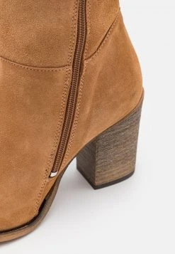 Para estrenar ⭐ Anna Field Botas Mosqueteras - Cognac, Mujer 🎉 13 Para estrenar ⭐ Anna Field Botas Mosqueteras - Cognac, Mujer 🎉 -Fashionize Ventas 8dcffaace4a34bc28c5f3509eaa738f3