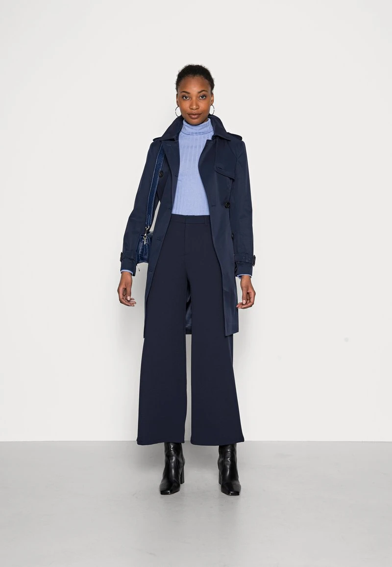 Lo mas barato ✨ Anna Field Flared Leg Business Trousers - Pantalones - Dark Blue, Mujer ❤️ 4 Lo mas barato ✨ Anna Field Flared Leg Business Trousers - Pantalones - Dark Blue, Mujer ❤️ - Imagen 2