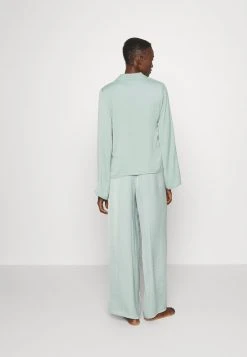 Lo mas barato 😉 Anna Field 🥰 HAMMERED SATIN PJ SET - Pijama - Green, Mujer ✨ 9 Lo mas barato 😉 Anna Field 🥰 HAMMERED SATIN PJ SET - Pijama - Green, Mujer ✨ -Fashionize Ventas a5b537f310934ccaa3e39a757c28aef7