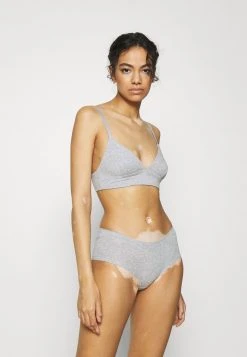 Venta al por mayor ✨ Anna Field 3 PACK - Top - Grey, Mujer ✔️