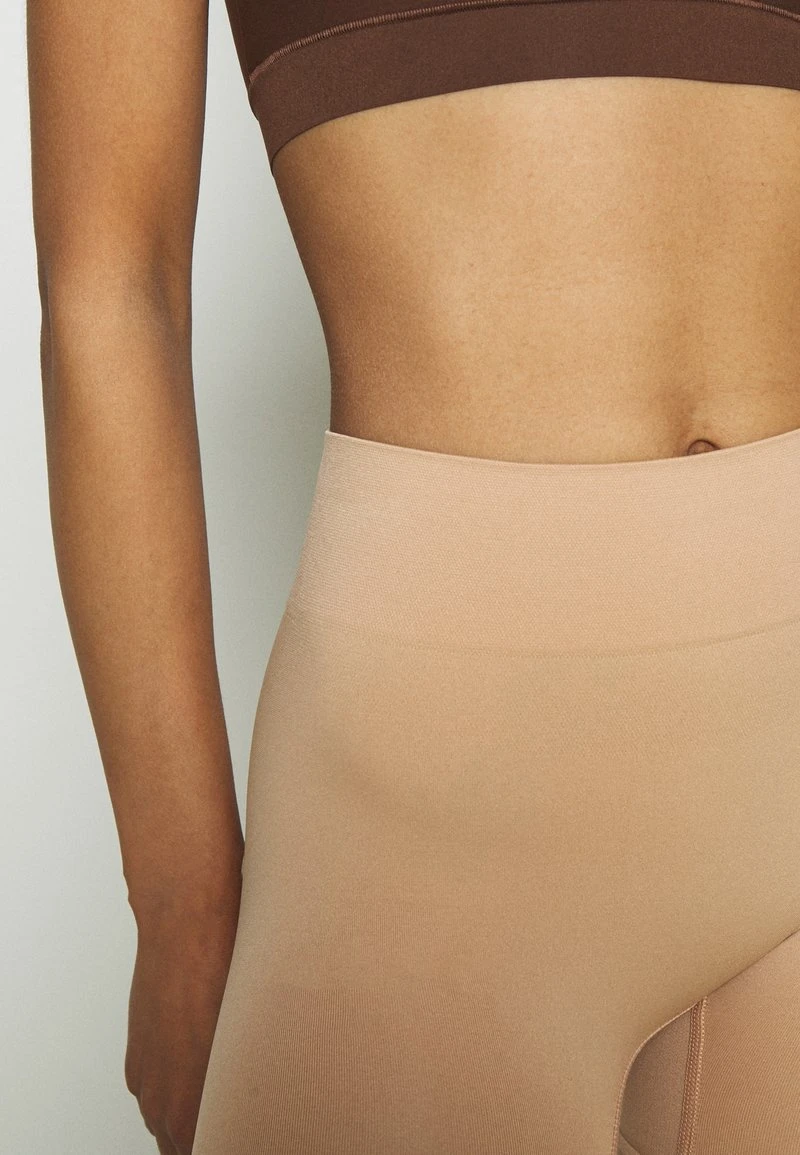 Las mejores reseñas de ❤️ Anna Field 2PP SEAMLESS SHORTS - Shapewear - Beige, Mujer 👍 7 Las mejores reseñas de ❤️ Anna Field 2PP SEAMLESS SHORTS - Shapewear - Beige, Mujer 👍 - Imagen 5