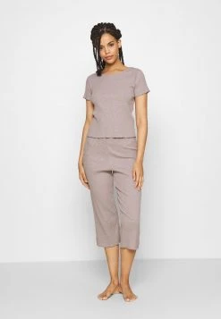 Mejor trato ⭐ Anna Field SET - Pijama - Beige, Mujer ✔️