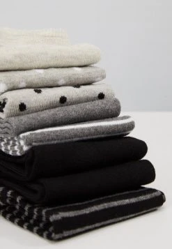 Descuento 🔔 Anna Field 8PP SPOT STRIPE - Calcetines - Grey, Mujer 🌟 -Fashionize Ventas c4f9f9de7c754216a2ed0c3f542fba9e