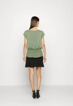 Para estrenar 🧨 Anna Field Camiseta Básica - Light Green, Mujer 🌟 9 Para estrenar 🧨 Anna Field Camiseta Básica - Light Green, Mujer 🌟 -Fashionize Ventas c8fd2e14ab5d4a80bc95fe34e56e7538