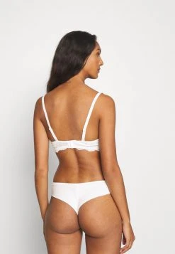 Barato ❤️ Anna Field 2PP LACE MULTIWAY BRA - Sujetador Con Aros - Black/off-white, Mujer ⭐ -Fashionize Ventas cf9a15185eaa44e3af564620bc0b0c51