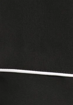 Las mejores reseñas de 👍 Anna Field AMANDA SHORT SET - Pijama - Black, Mujer ⭐ -Fashionize Ventas d6fe43eac3fe4e23ac217a2f57915154