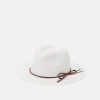 Mejor trato 💯 Anna Field Sombrero - Off-white, Mujer 🎁 2 Mejor trato 💯 Anna Field Sombrero - Off-white, Mujer 🎁 -Fashionize Ventas d80d7c7769864769ad2bbdcde8bbebb7