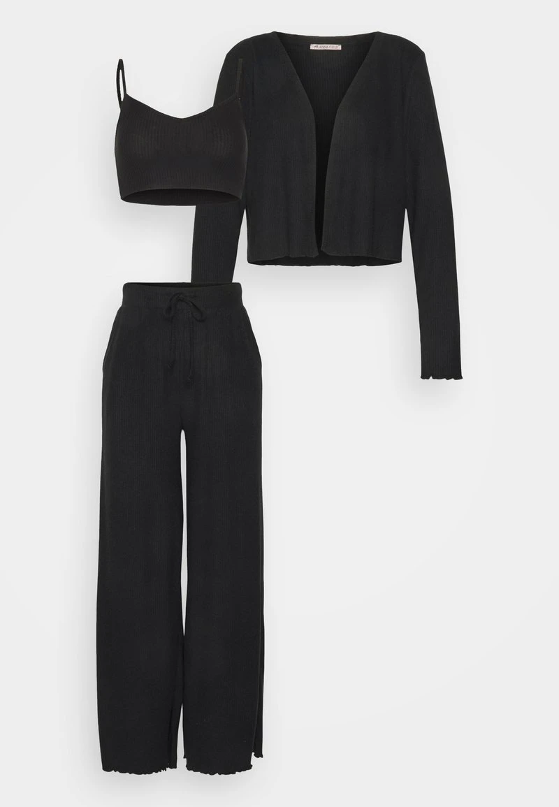 Mejor trato ⌛ Anna Field 3 PIECE COSY RIB SET - Pijama - Black, Mujer ⌛ 4 Mejor trato ⌛ Anna Field 3 PIECE COSY RIB SET - Pijama - Black, Mujer ⌛ - Imagen 2