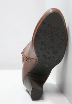 Las mejores reseñas de 🛒 Anna Field Botines De Tacón - Cognac, Mujer 🤩 12 Las mejores reseñas de 🛒 Anna Field Botines De Tacón - Cognac, Mujer 🤩 -Fashionize Ventas f2e9ea7599f64b40a2ce42f2921790f2