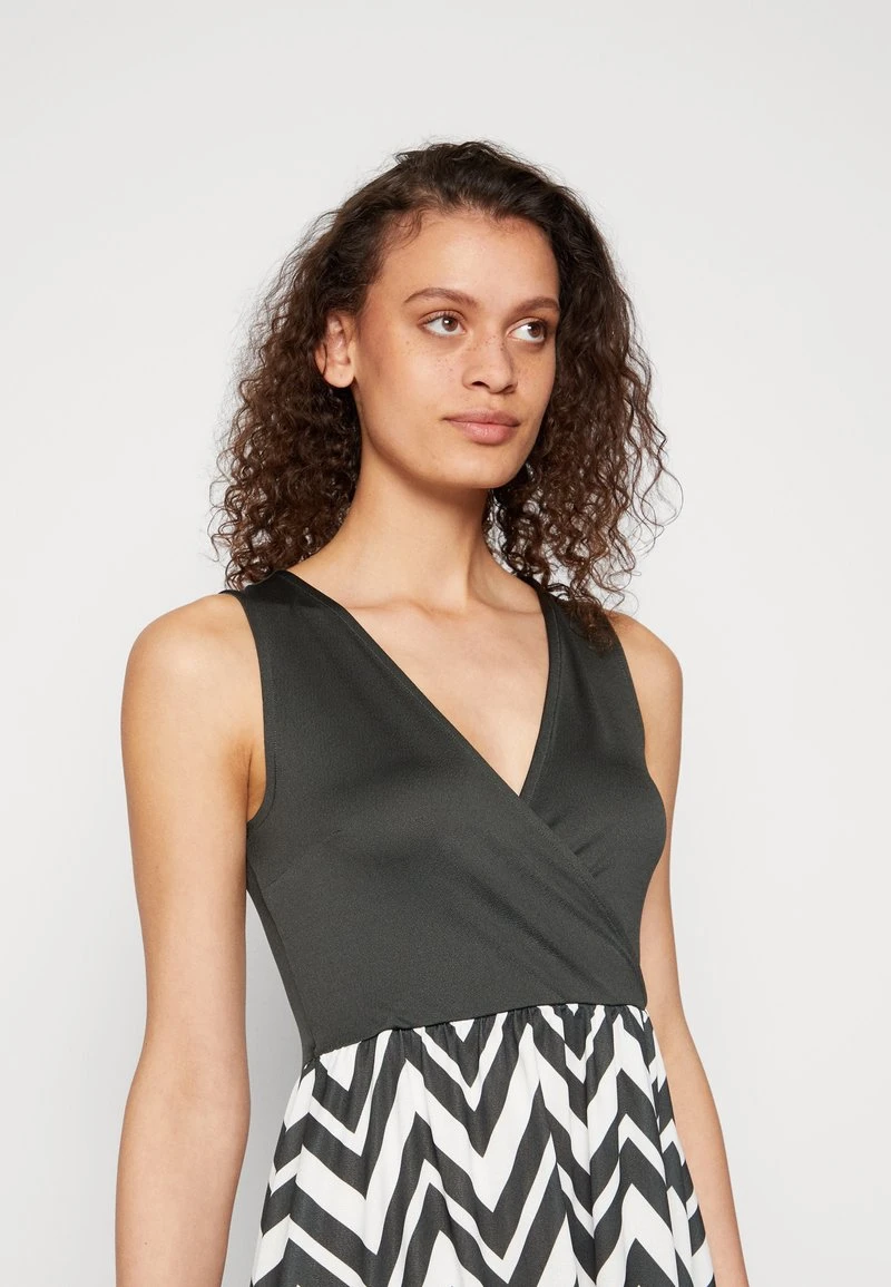 Mejor precio ✔️ Anna Field Vestido Largo - Black/multi-coloured, Mujer ✔️ 6 Mejor precio ✔️ Anna Field Vestido Largo - Black/multi-coloured, Mujer ✔️ - Imagen 4